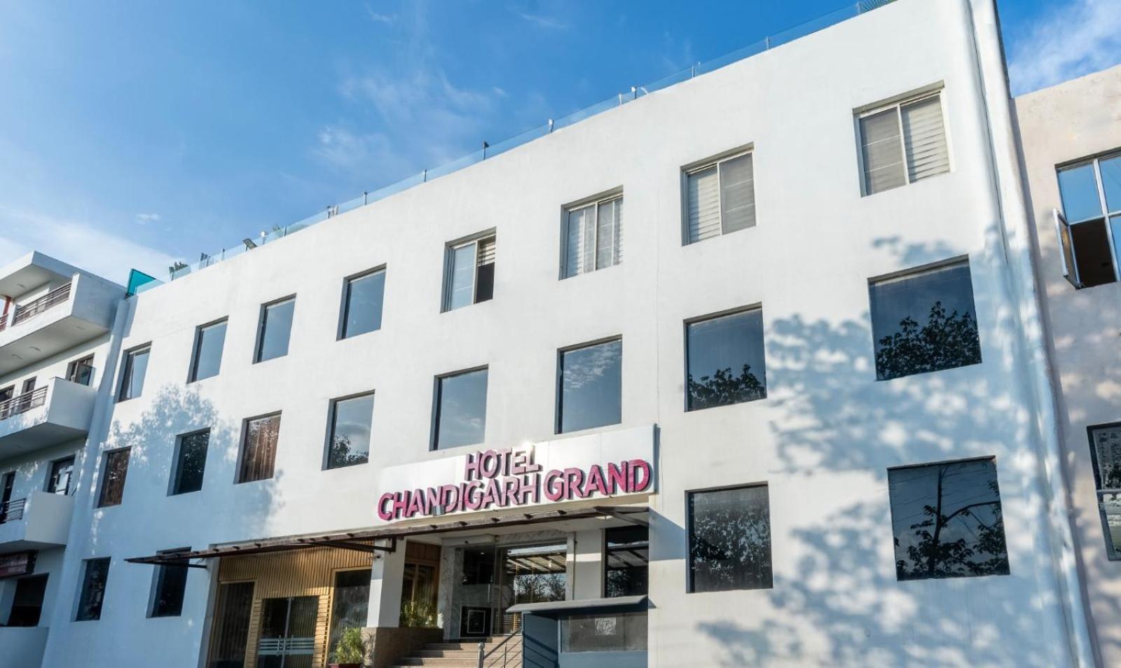 Hotel Grand And Banquet