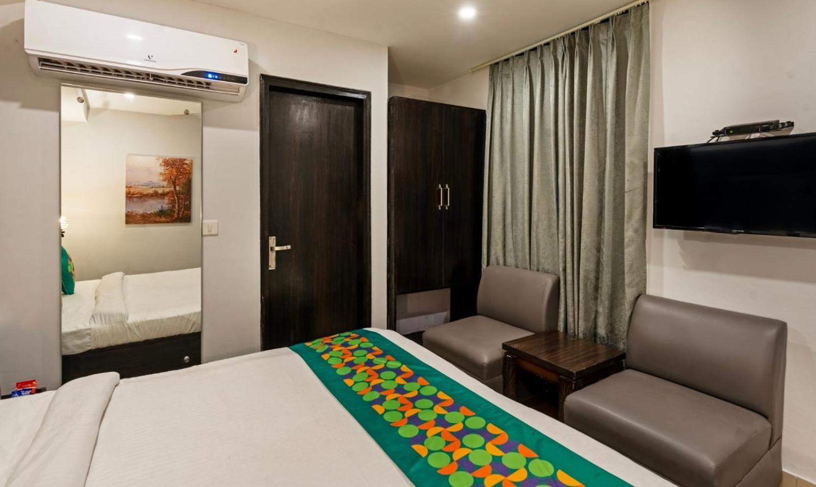 Grand And Banquet Chandigarh